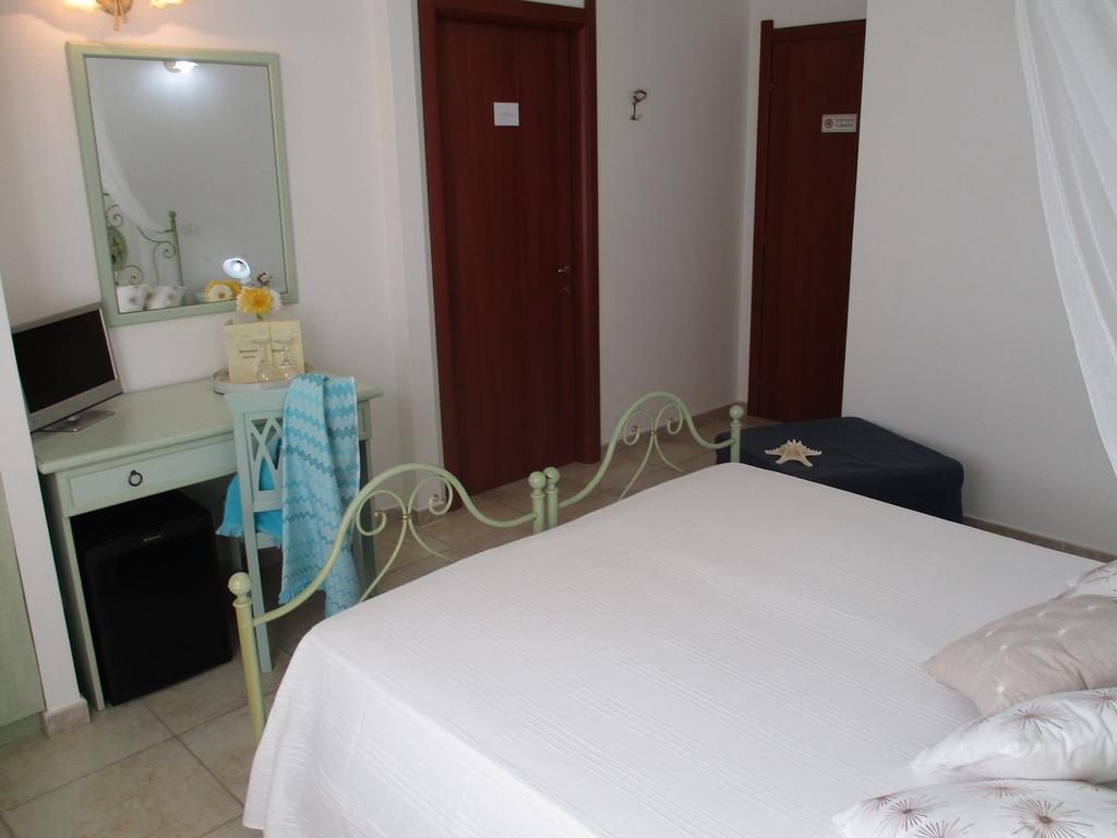 Villa Margherita Suite & Charme Pula Szoba fotó