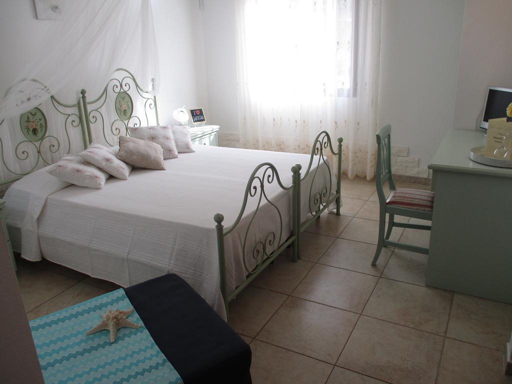 Villa Margherita Suite & Charme Pula Szoba fotó
